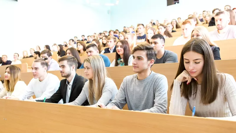 В России вводят новое высшее образование: что это сулит студентам и работодателям