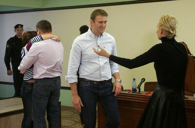 Навальный сидеть в тюрьме не будет (ФОТО)