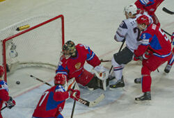 Россия проиграла США со счетом 3:8 на ЧМ по хоккею