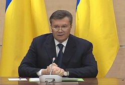 Янукович назвал выборы президента Украины 25 мая незаконными