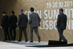 Саммит НАТО открывается в Лиссабоне (ФОТО)