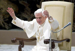 Папа Римский Бенедикт XVI завел себе аккаунт в Твиттере