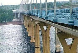 Строители доплясались: Счетная палата заявляет о пропаже 152 млн. рублей при возведении «танцующего моста»