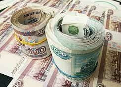 Рубль ослабел к доллару и евро