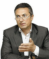 Председатель комитета Госдумы по экономической политике, предпринимательству и туризму Валерий Драганов