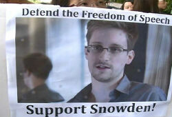 Власти Венесуэлы готовы рассмотреть просьбу Сноудена о политубежище
