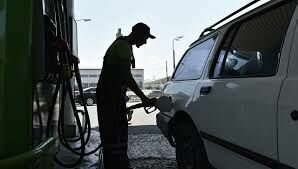 Нефтяные компании не успели договориться о заморозке цен на бензин