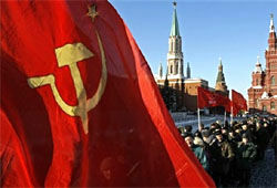 Власти не собираются выносить Ленина из мавзолея