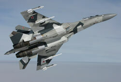 ВВС России получили первые истребители Су-35С