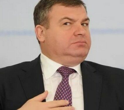 Правительство РФ выдвинуло Сердюкова в совет директоров ОАК