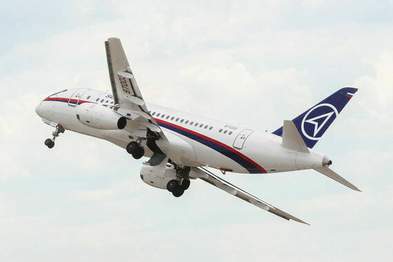 Эксплуатанты пожаловались на ненадежность двигателей Sukhoi Superjet 100