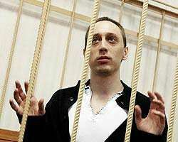 Обвиняемым в нападении на Сергея Филина продлили арест