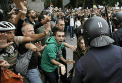 Акция «Оккупируй конгресс» в Мадриде закончилась стычками с полицией