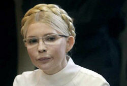 Янукович поручил содержать Тимошенко в СИЗО по евро-классу