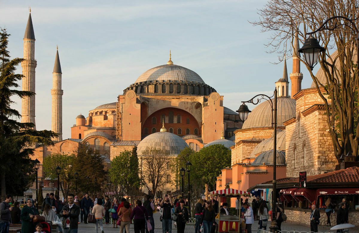 Собору Святой Софии в Стамбуле вернули статус мечети