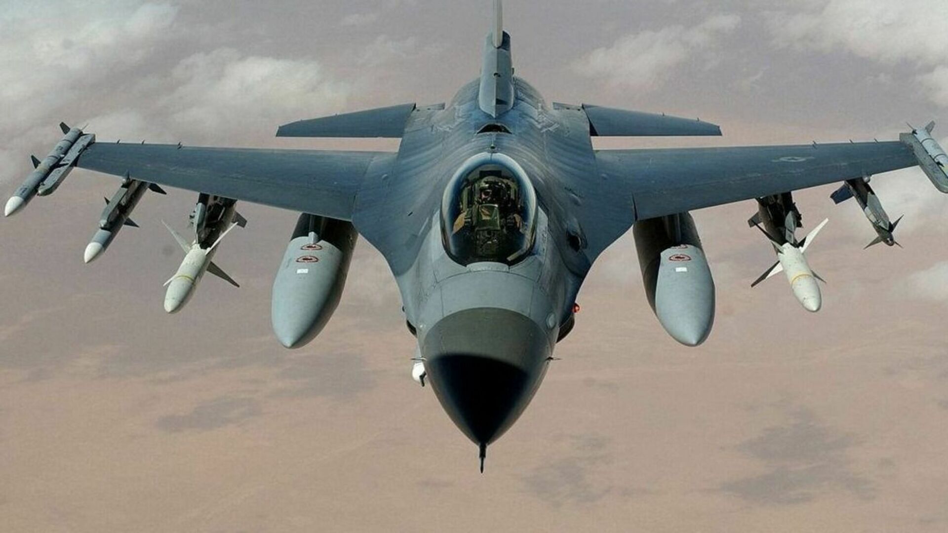 США приказали Греции передать Украине 32 истребителя F-16 вместе с летчиками