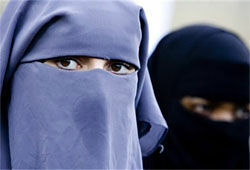 Депутаты хотят запретить ношение мусульманских платков