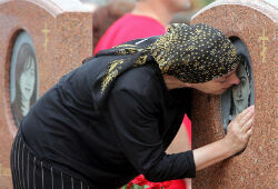 В Москве и Питере проходят акции в память о жертвах теракта в Беслане