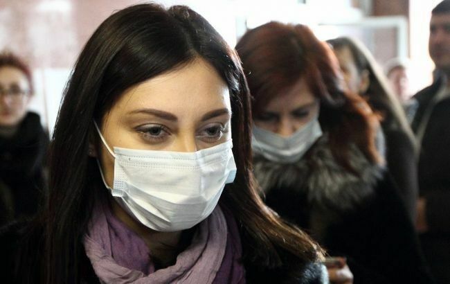 Лишь 1% россиян постоянно использовали защитные маски от коронавируса