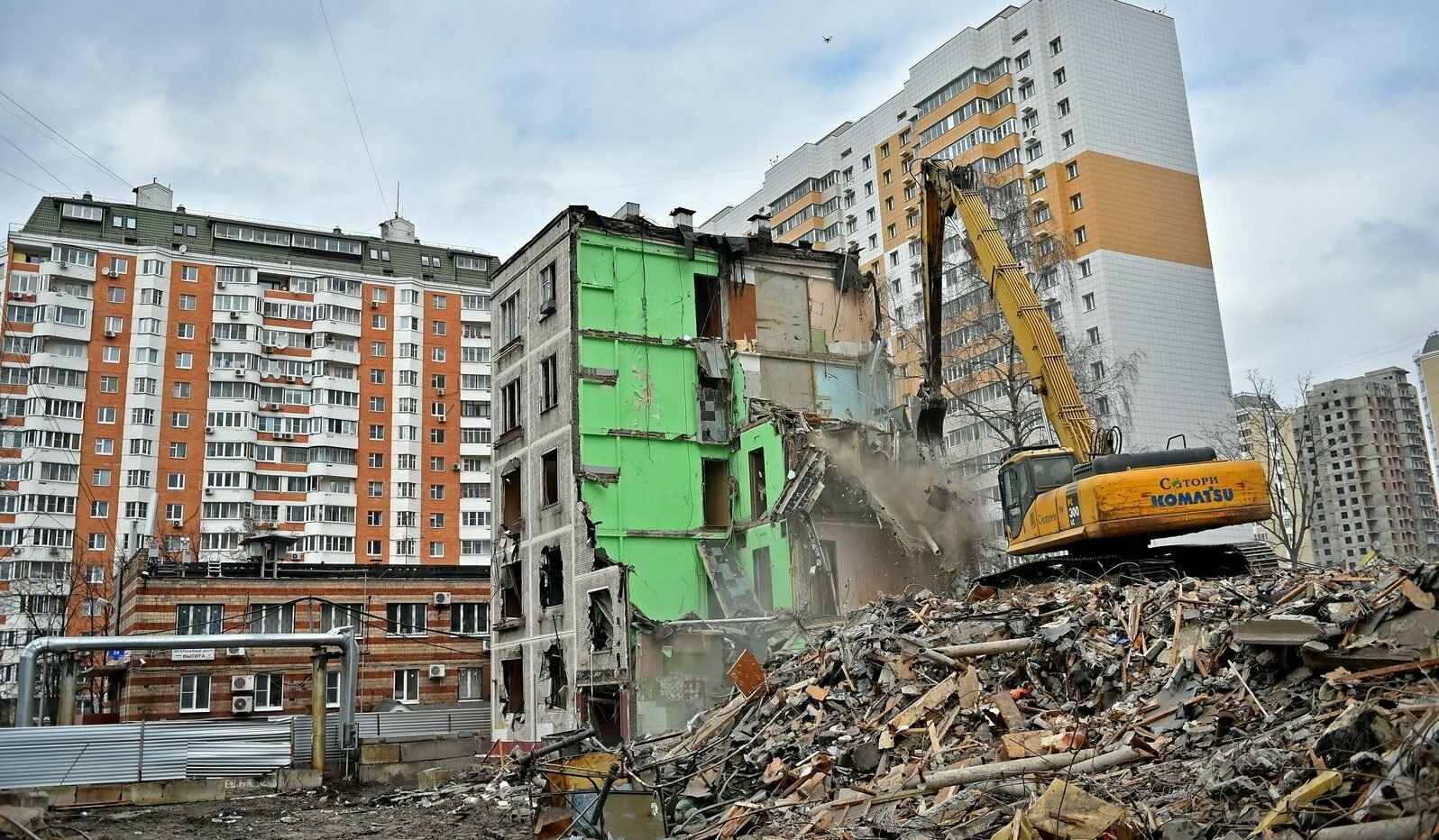 Мосгорсуд признал право жильцов многоэтажек на землю у их домов