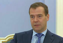 Медведев высказался о приговоре Pussy Riot: Посидели – и хватит