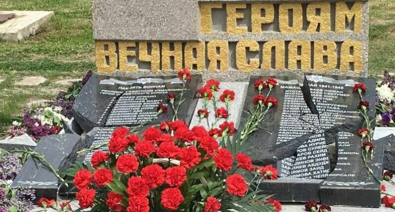 В Севастополе осквернили памятник героям ВОВ
