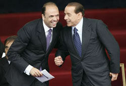 Берлускони намекнул, кто может стать премьером Италии (ВИДЕО)