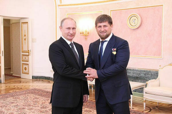 Кадыров на встрече с Путиным опроверг сообщения о травле геев в Чечне