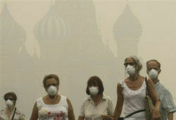 Вон из Москвы: запах гари «выкуривает» жителей столицы за город (ФОТО+БЛОГИ)