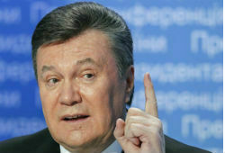 Верховная Рада проголосовала за отставку Януковича