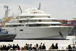 Модернизация яхты Абрамовича обошлась ему в 300 млн. долларов