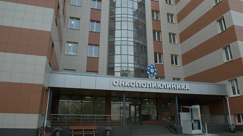 В онкоцентре Челябинска более 80 человек заболели коронавирусом
