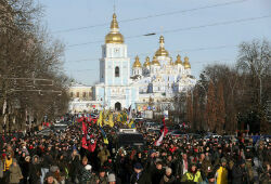 Народное вече в Киеве отменили из-за похорон активиста