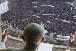 Бенедикт XVI в последний раз обратился с воскресной проповедью