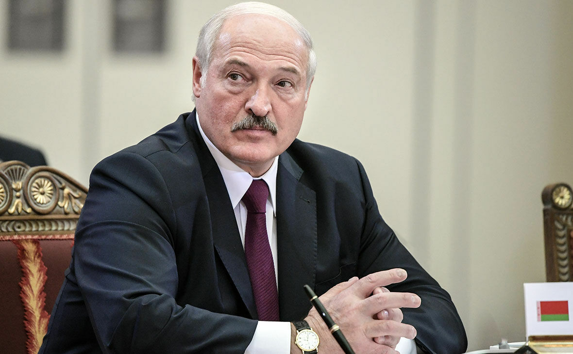 Лукашенко заявил о вмешательстве России и Польши в президентские выборы
