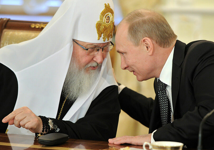 СМИ: патриарх Кирилл согласовывал передачу Исаакия с Путиным