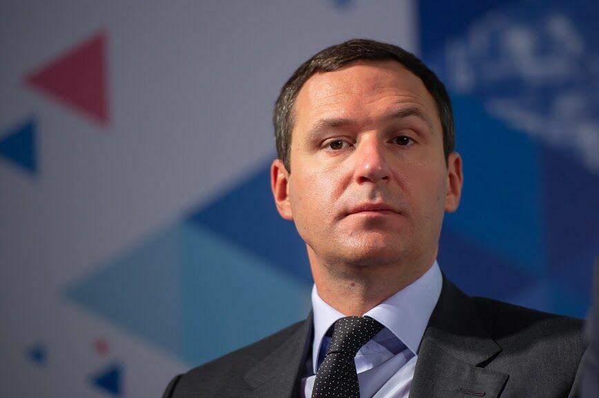 Премьер-министр Медведев уволил главу оператора "мусорной реформы"