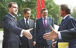 План  «Медведев-Саркози»: вывод российских войск займет месяц