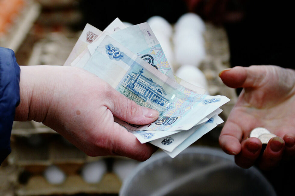 Регионам выделили 36 млрд рублей для повышения МРОТ