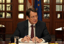 Президент Кипра назвал точные цифры потерь от кризиса