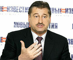 Президент Чеченской Республики Алу Алханов