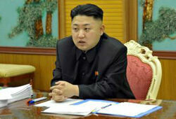 Ким Чен Ын готов взорвать ядерную бомбу и ввел в КНДР военное положение