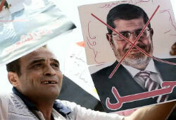 Президенту Египта дали два дня, чтобы уйти, иначе протесты продолжатся