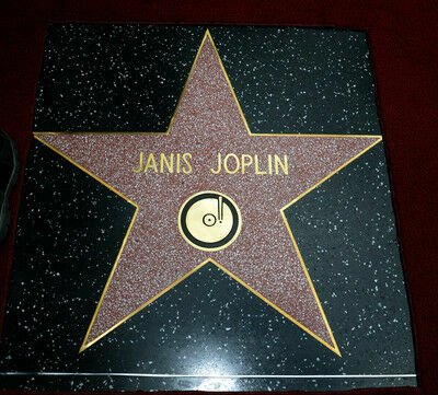 Дженис Джоплин получила звезду на Аллее Славы спустя 43 года после смерти