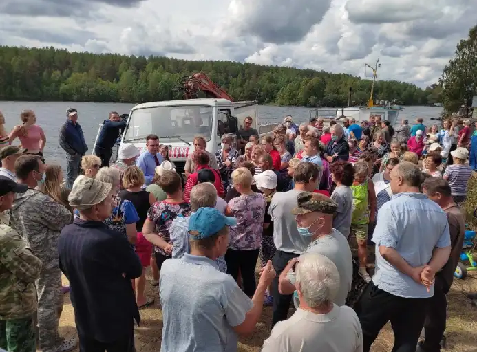 Вода или рыба: в Карелии борются с форелевой фермой с помощью референдума
