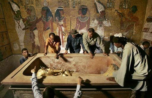 Покой Тутанхамона опять нарушили. Как будет мстить гробница?