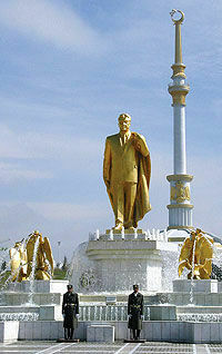 Туркмения осиротела