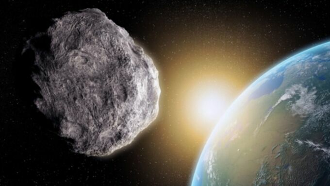 NASA: к Земле приближается астероид размером с футбольное поле