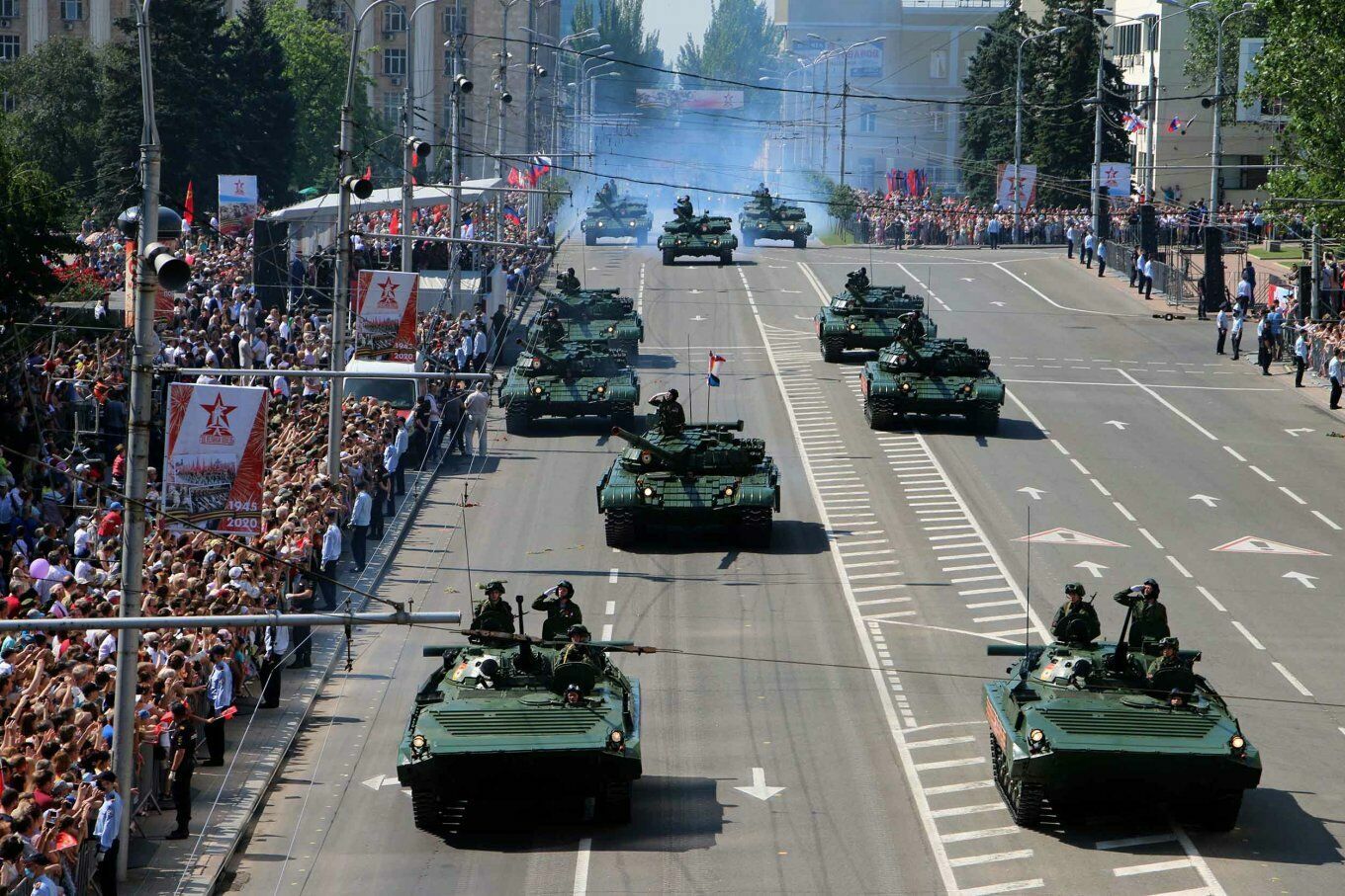 Украина осталась недовольна проведением парада в ДНР, ЛНР и в Крыму
