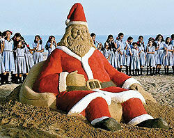 В Индии появился песочный Санта